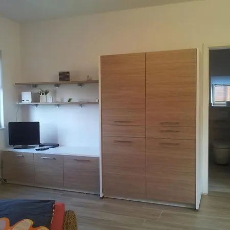 Nyaraló Holiday Apartment With 1 Bedroom
